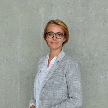 This image shows Laura Schmiedle
